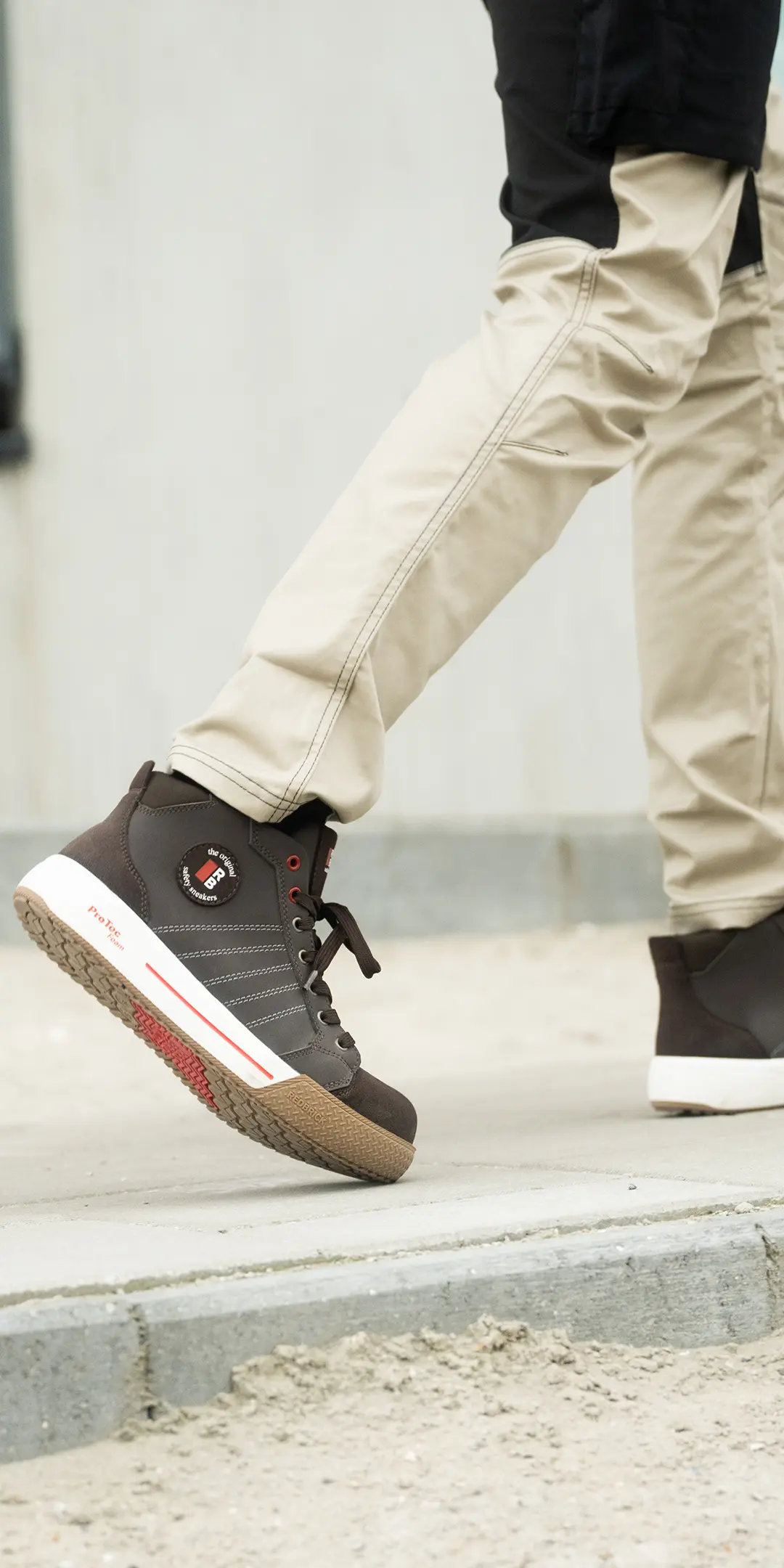 Header 1